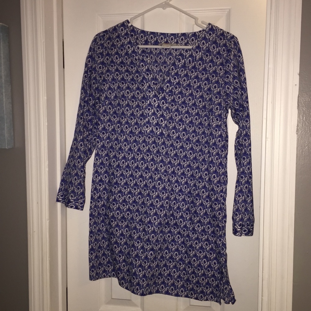Vineyard Vines beach coverup tunic